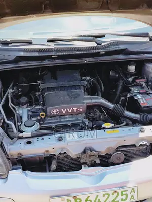 Toyota Vitz 1.0 FWD 3dr 2001 Silver