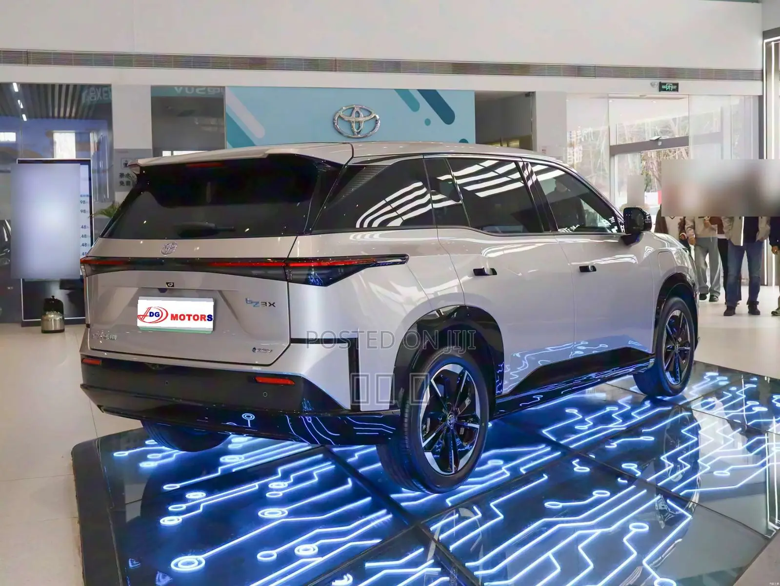 New Toyota bZ3 2025 Gold