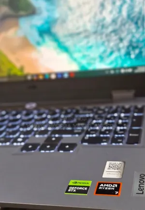 New Laptop Lenovo LOQ 15IRH8 16GB AMD Ryzen 7 SSD 1T