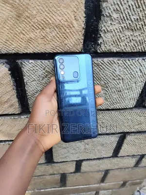 Tecno Spark 8T 64 GB Blue