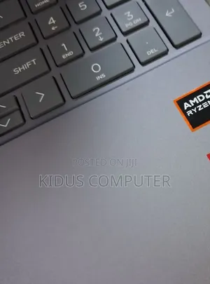 New Laptop HP Pavilion 15 8GB AMD Ryzen 5 SSD 512GB