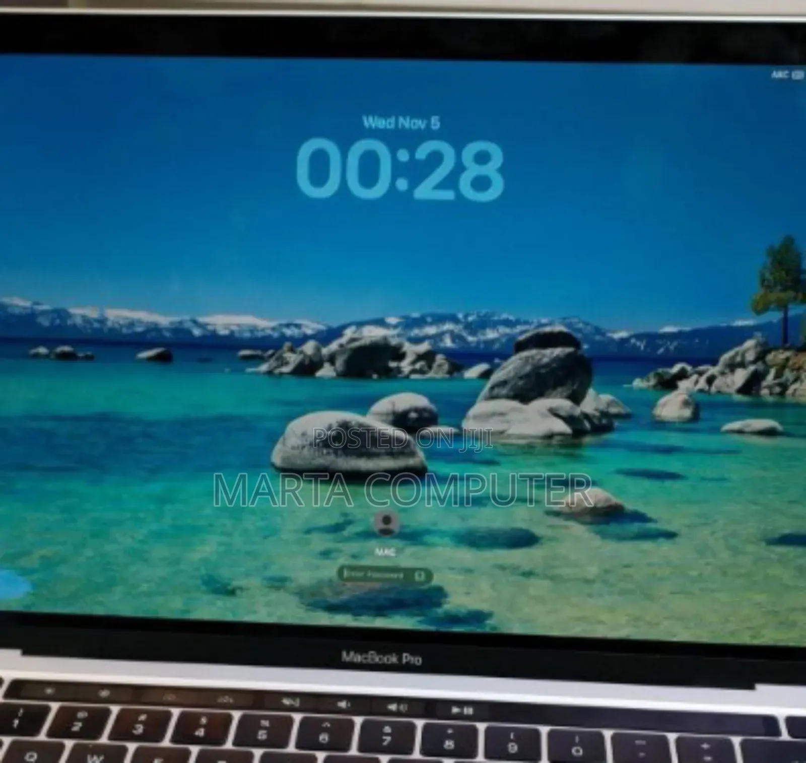 New Laptop Apple MacBook Pro M1 16GB Intel Core I7 SSD 512GB