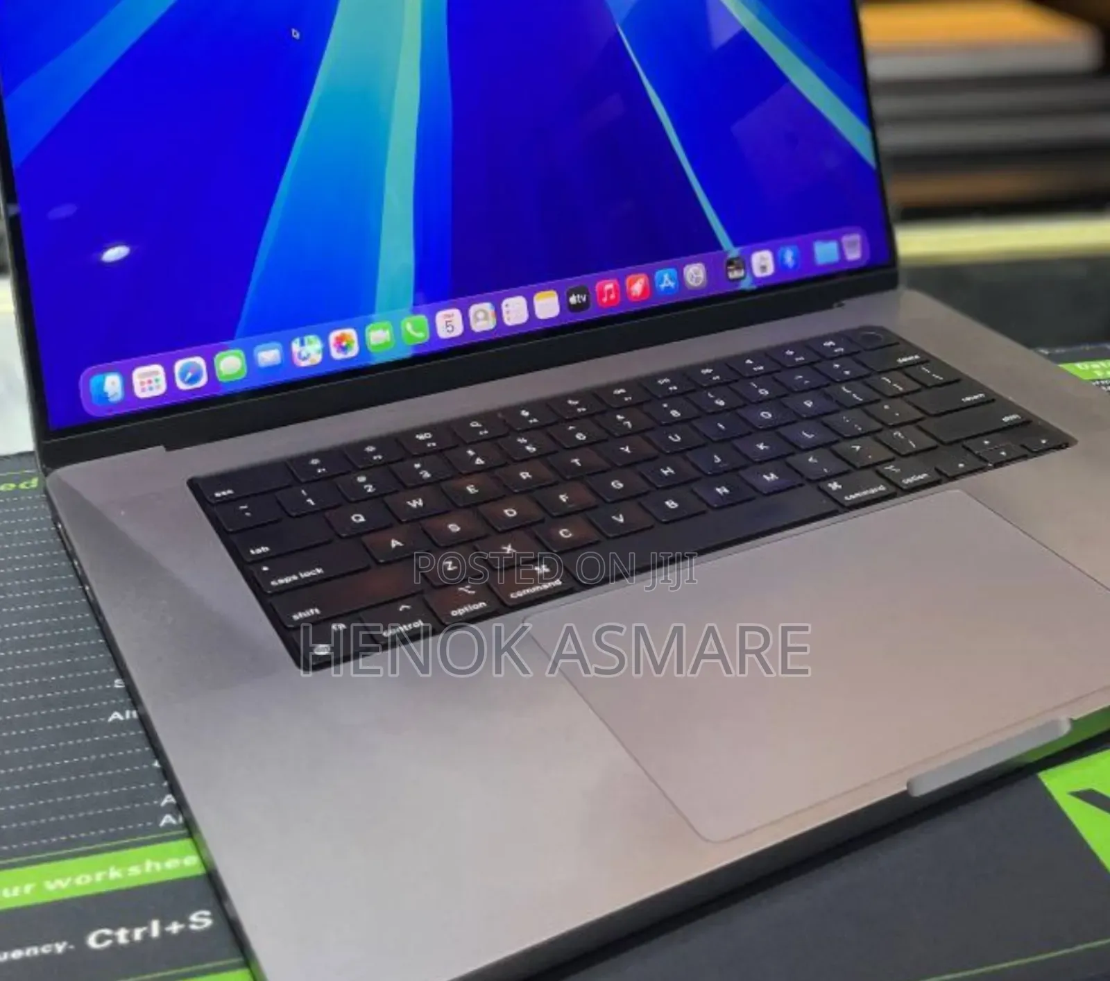 New Laptop Apple MacBook 64GB Apple M1 SSD 1T