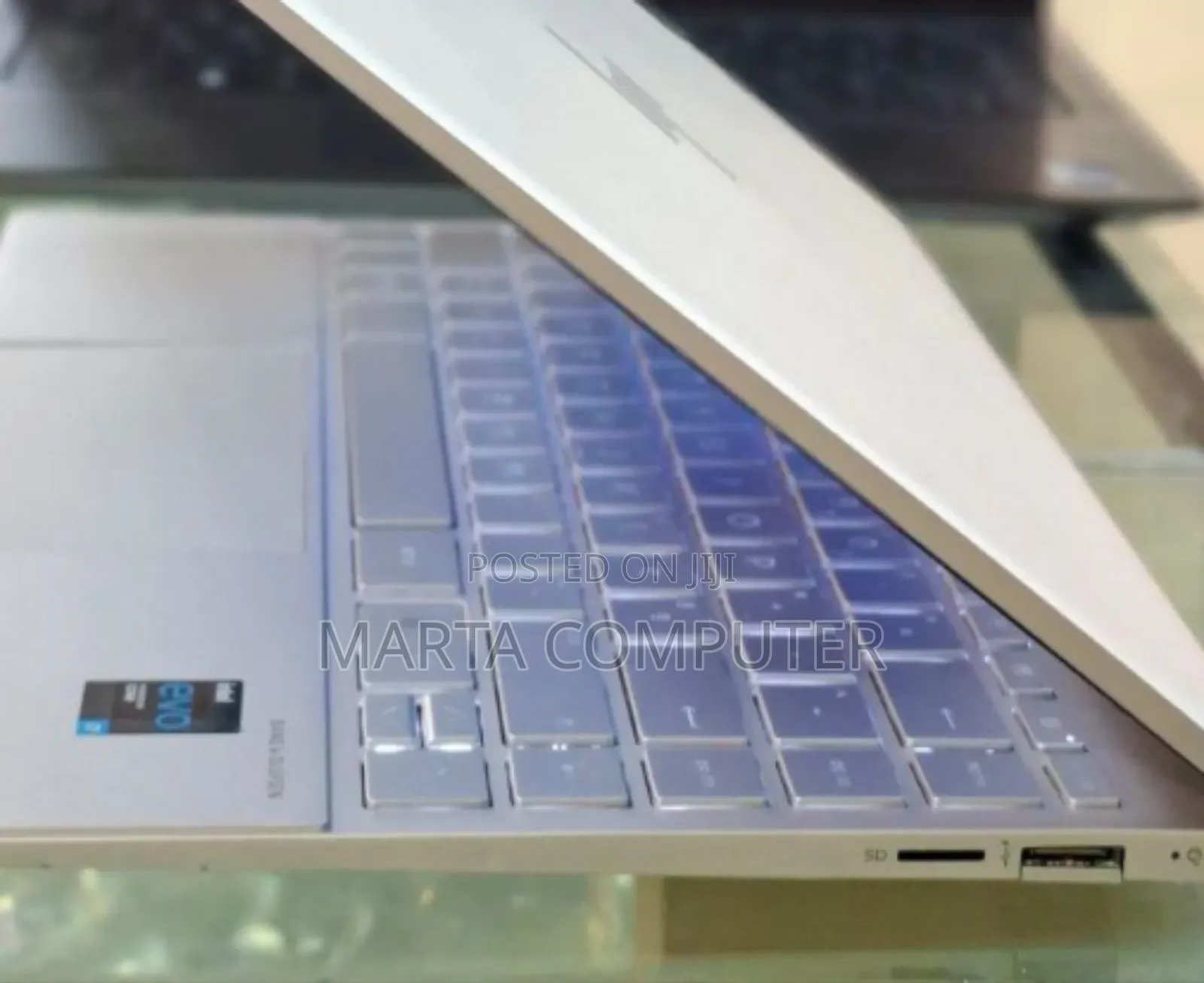 New Laptop HP Envy 13 16GB Intel Core I7 SSD 512GB