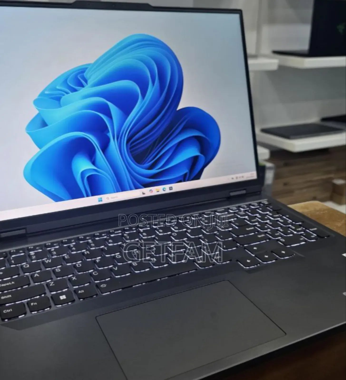 New Laptop Lenovo ThinkPad Yoga 32GB Intel Core I9 SSD 1T