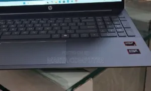 New Laptop HP Pavilion 15 8GB Intel Core I5 SSD 512GB