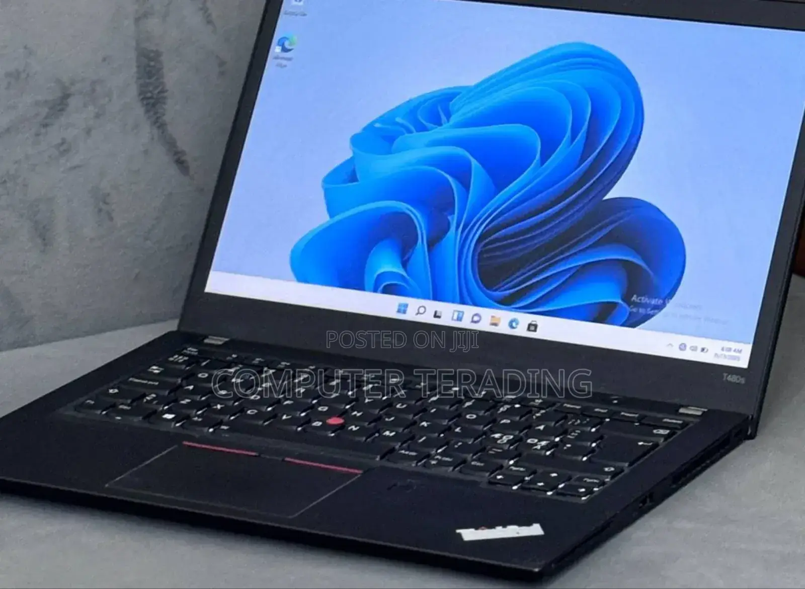 New Laptop Lenovo ThinkPad T480s 8GB Intel Core i7 SSD 256GB