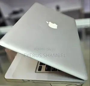 New Laptop Apple MacBook Pro 4GB Intel Core I7 HDD 500GB