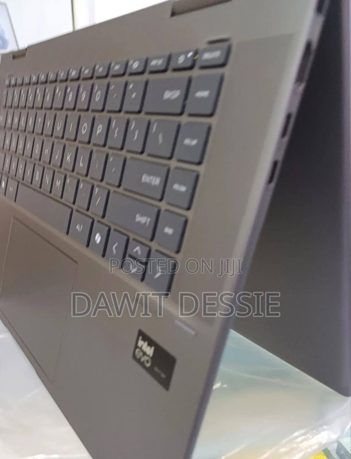 New Laptop HP 32GB Intel Core 7 SSD 1T