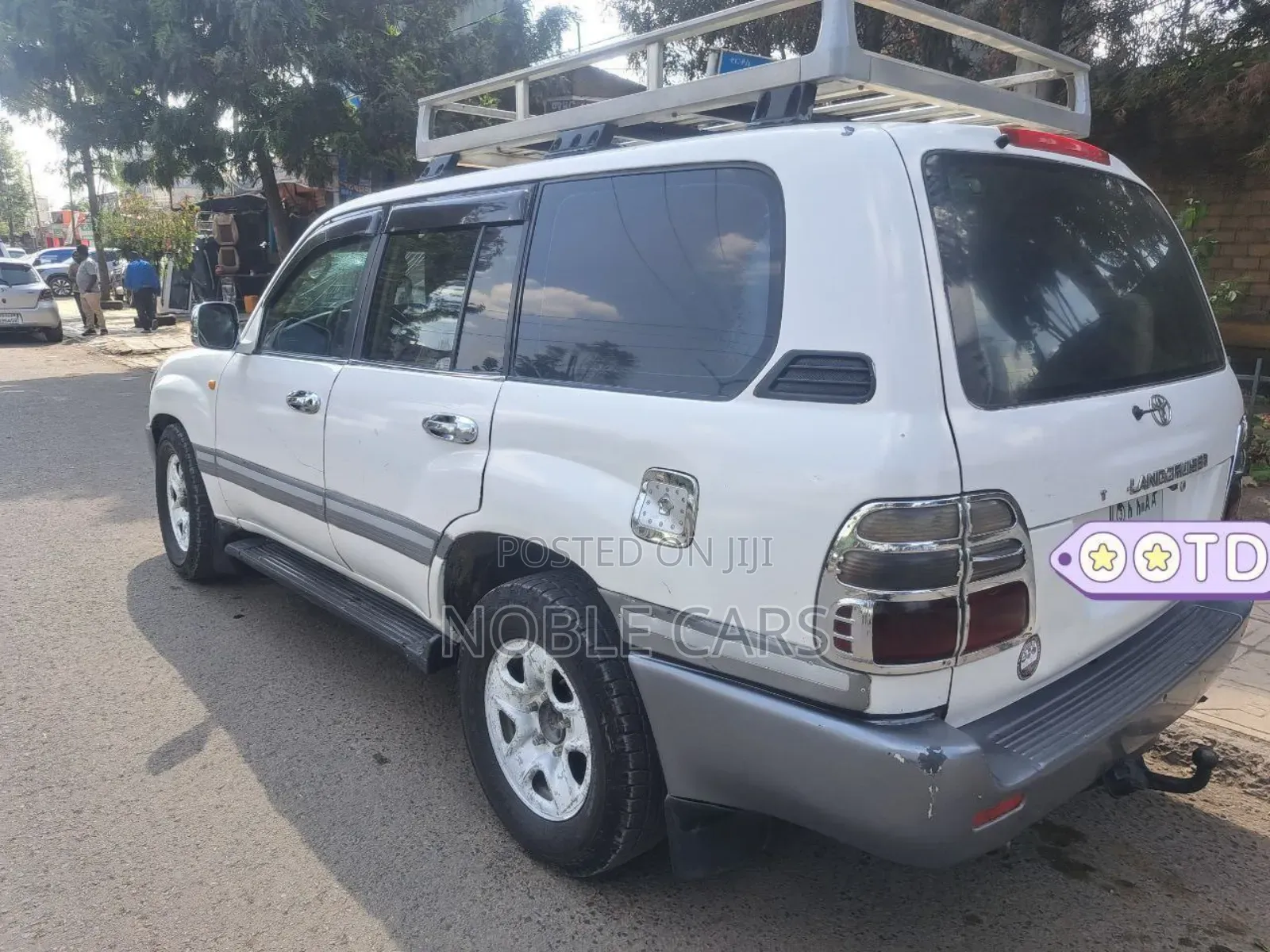 Toyota Land Cruiser 2003 White