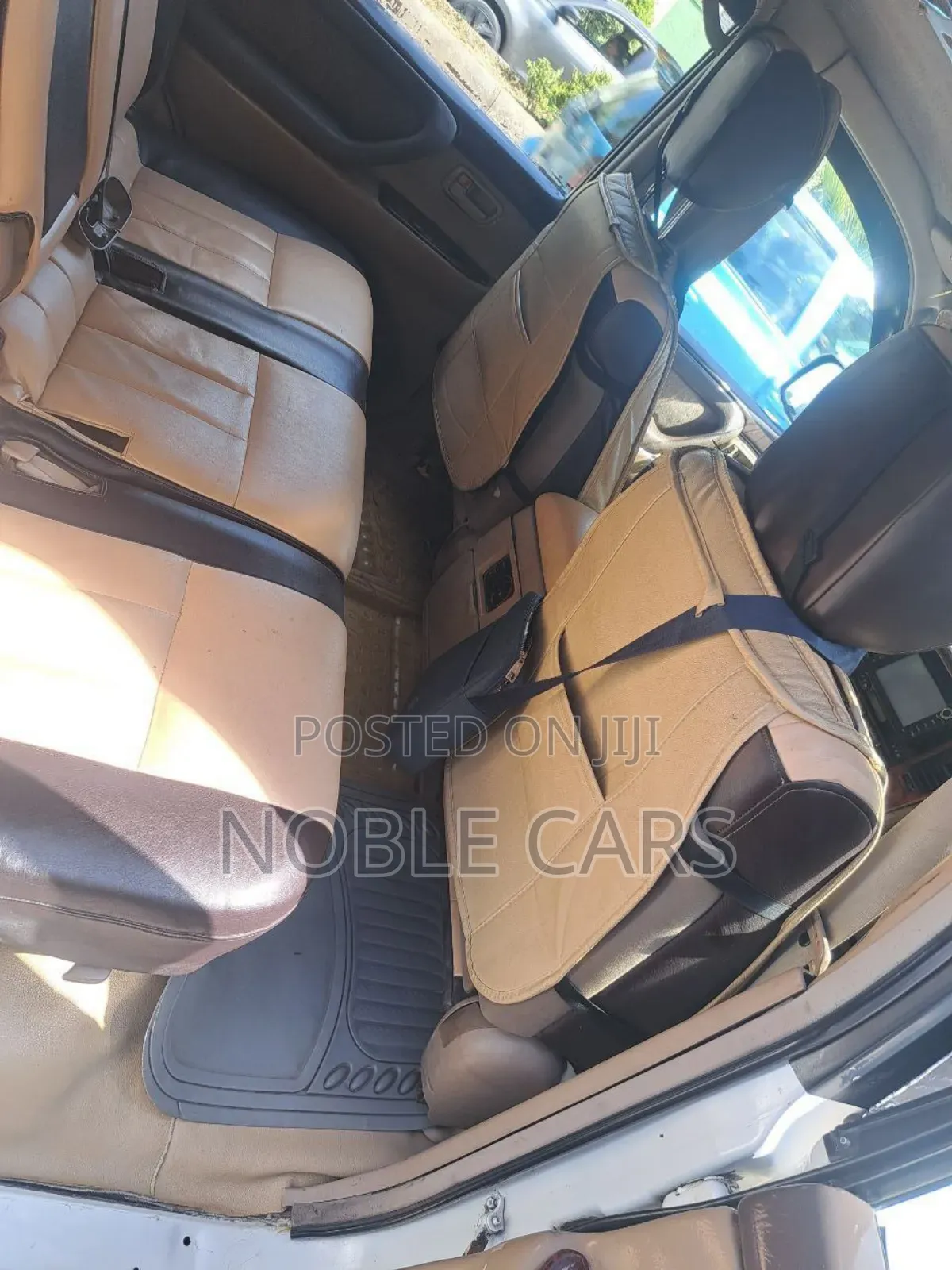 Toyota Land Cruiser 2003 White