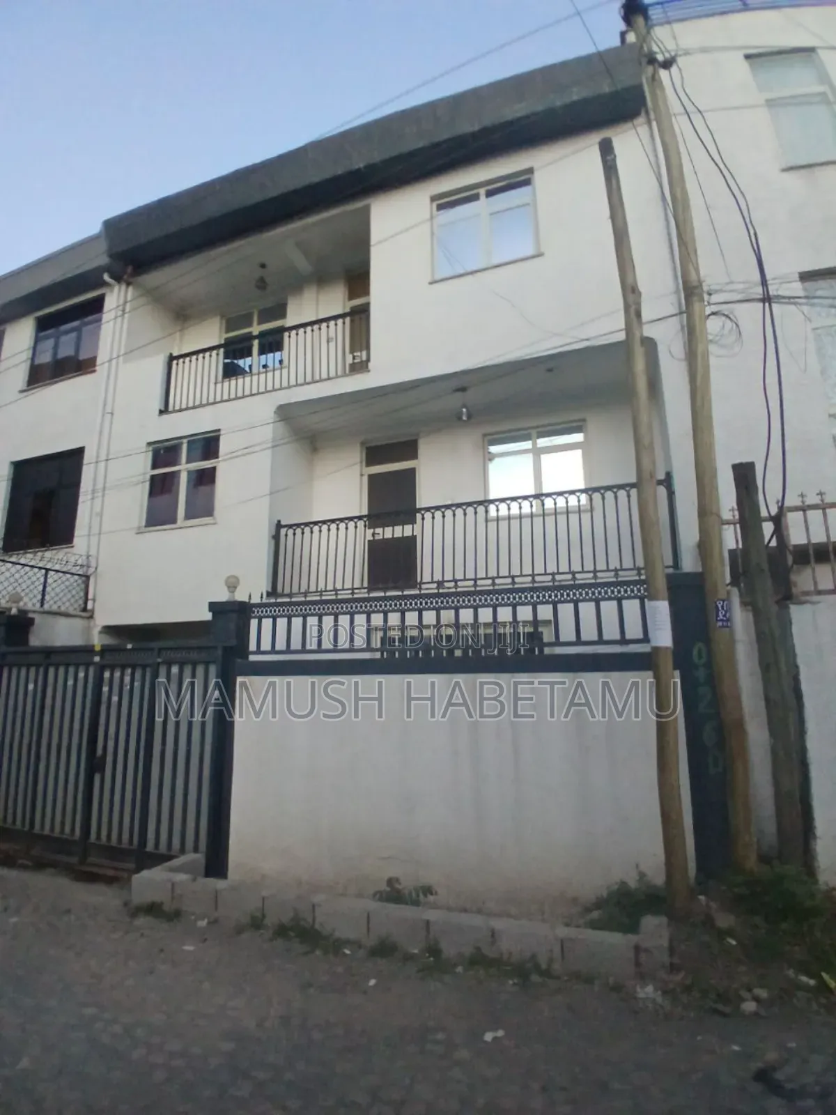 Furnished 5bdrm House in አዲስ አበባ, Nifas Silk-Lafto for sale
