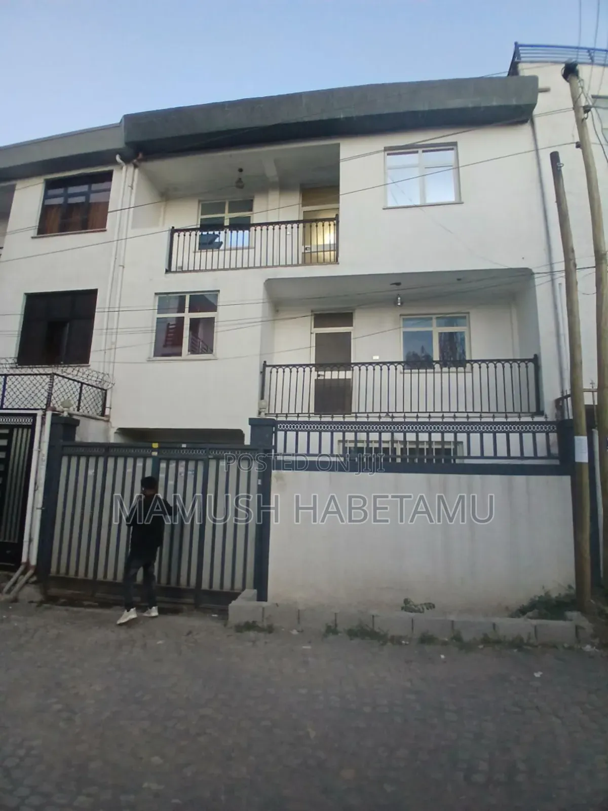 Furnished 5bdrm House in አዲስ አበባ, Nifas Silk-Lafto for sale