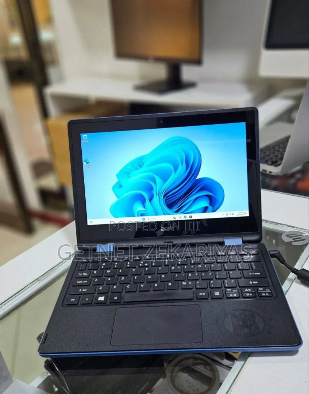 New Laptop Acer Aspire V3-111p 8GB Intel Pentium HDD 1T