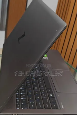 New Laptop HP Zbook Studio G7 16GB Intel Core I7 SSD 512GB