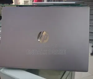 New Laptop HP 8GB SSD 512GB