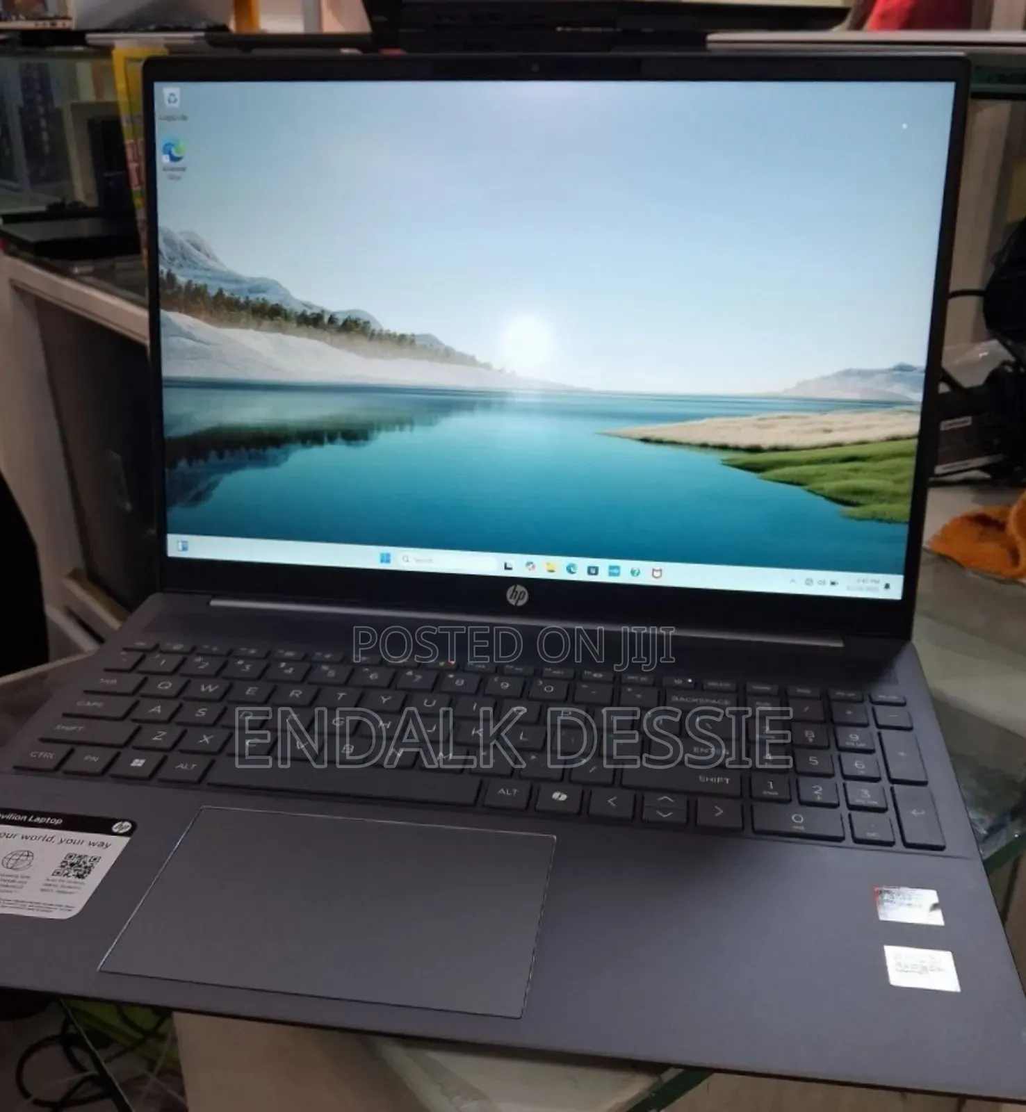 New Laptop HP 8GB SSD 512GB