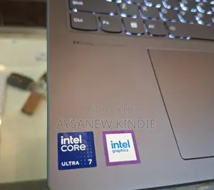 New Laptop Lenovo Yoga 7i 16GB Intel Core Ultra 7 SSD 1T