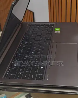 New Laptop HP Zbook Studio G7 16GB Intel Core I7 SSD 512GB