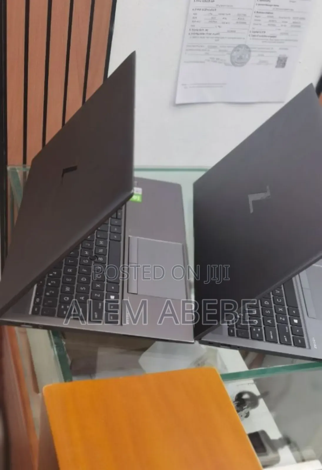 New Laptop HP ZBook Firefly G8 16GB Intel Core I7 SSD 1T