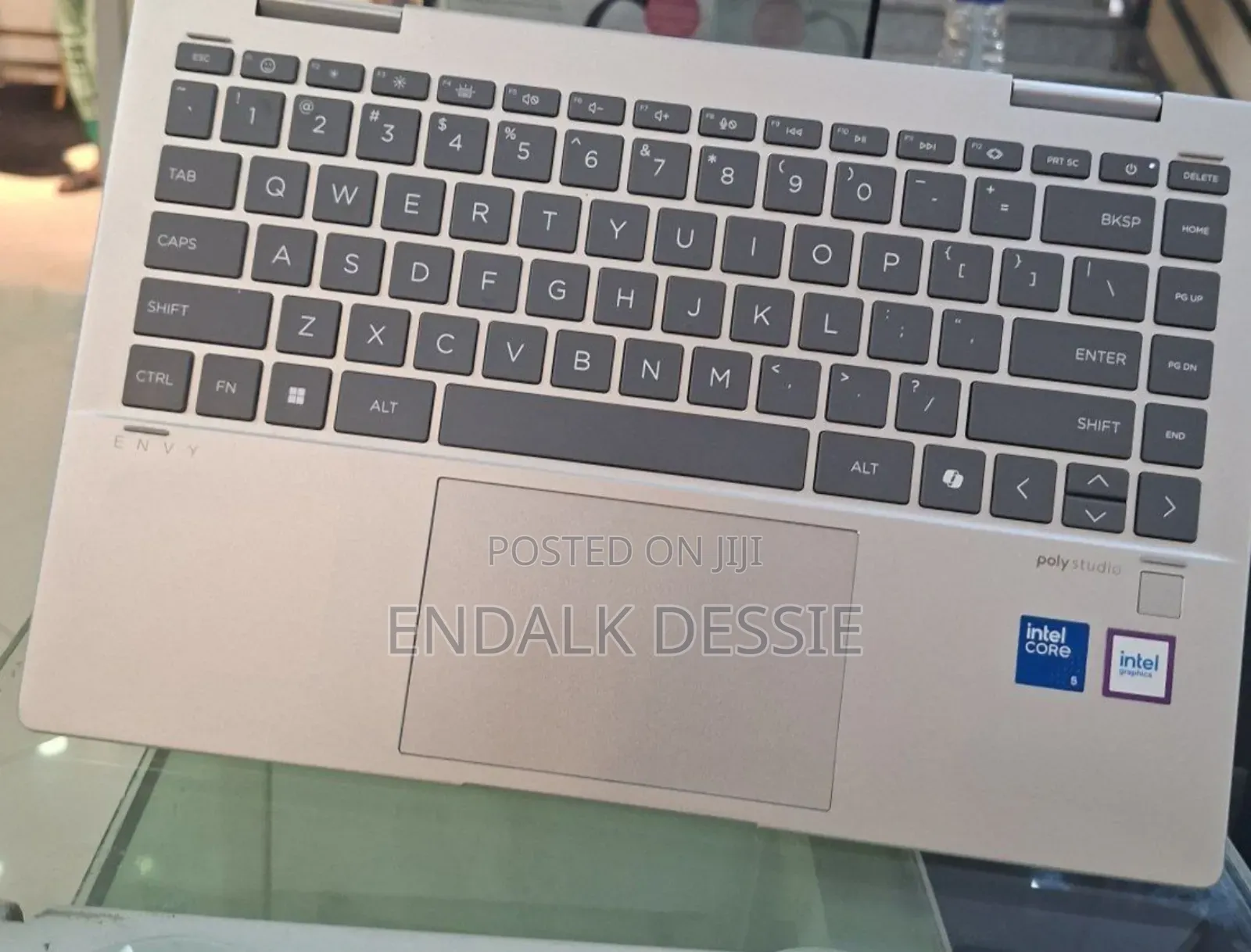 New Laptop HP Envy X360 8GB Intel Core I5 SSD 512GB