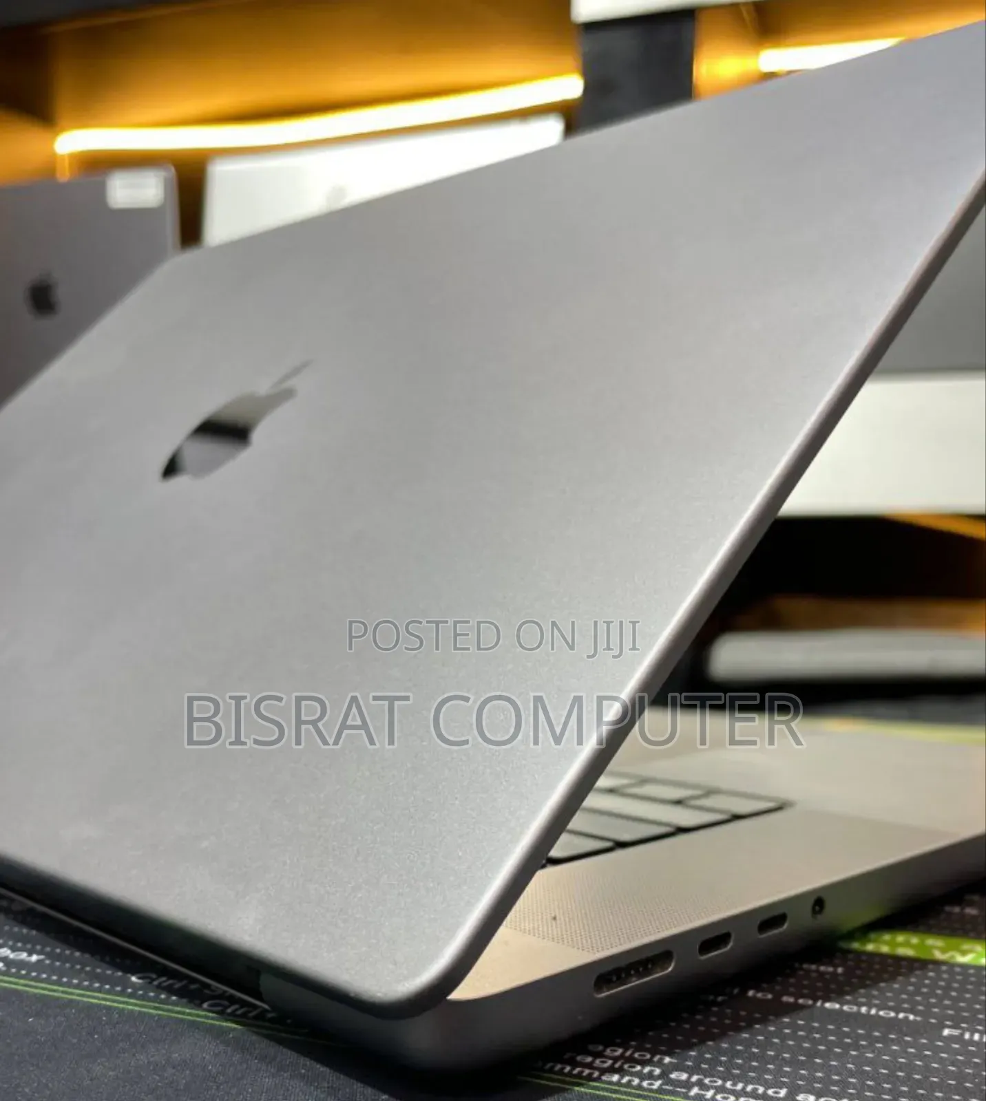 New Laptop Apple MacBook Pro M1 64GB Apple M1 Pro SSD 1T