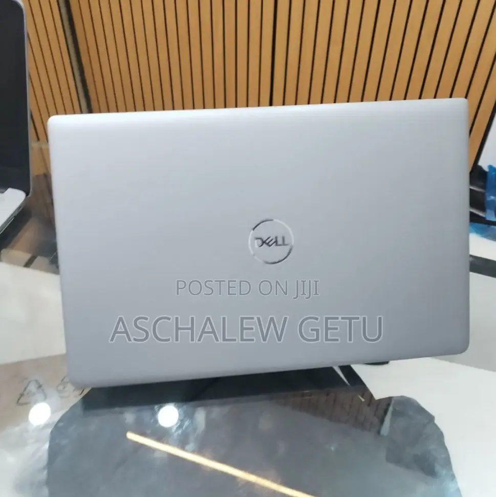 New Laptop Dell Latitude 5540 16GB Intel Core I5 SSD 512GB