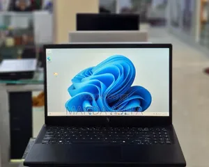 Photo - New Laptop Acer 16GB AMD Ryzen 5 SSD 512GB