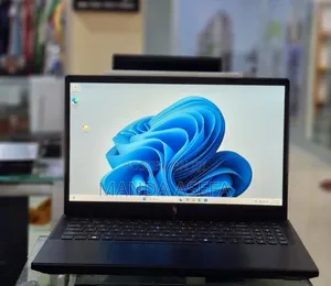 New Laptop Acer 16GB AMD Ryzen 5 SSD 512GB