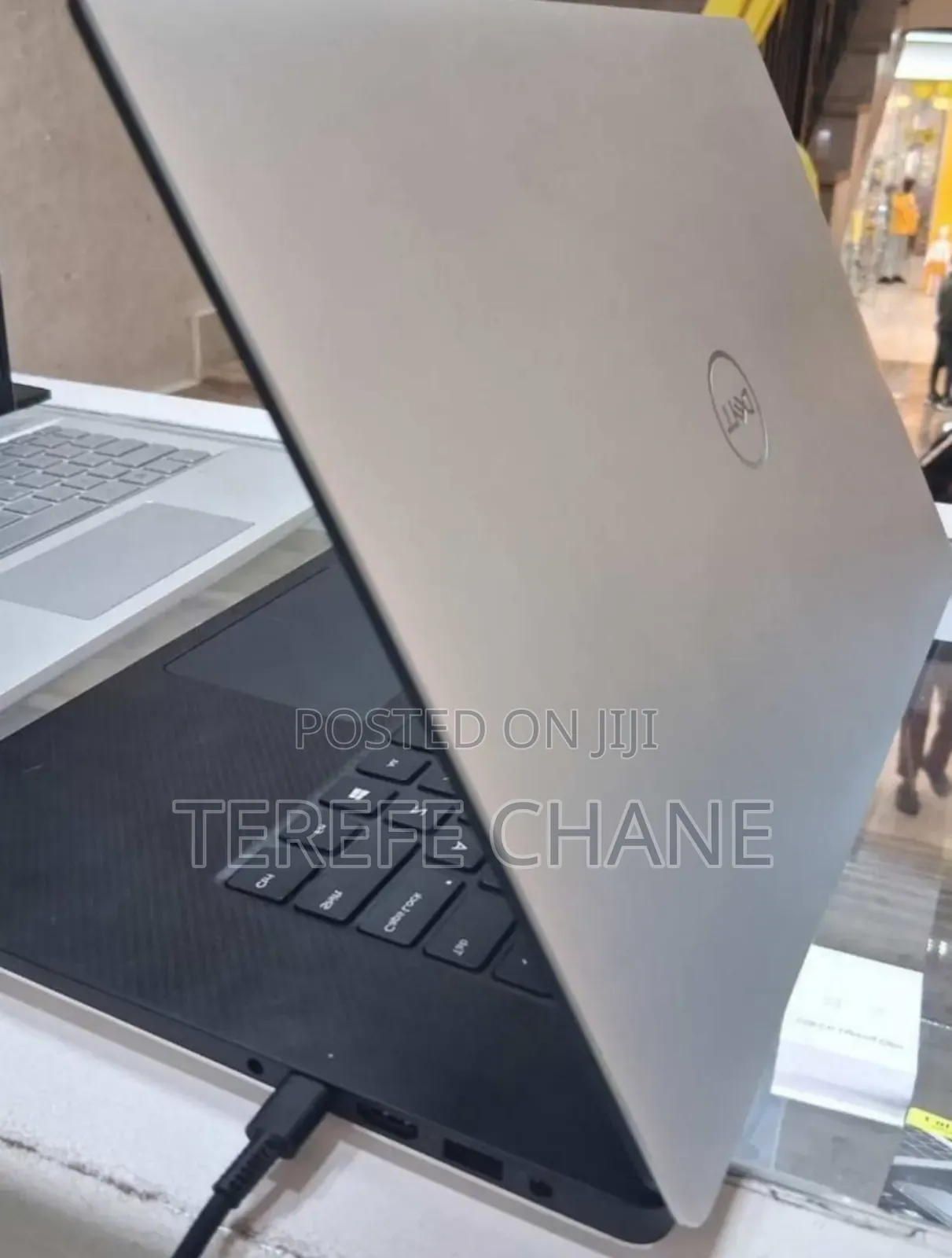 New Laptop Dell Precision 5540 16GB Intel Core I7 SSD 512GB