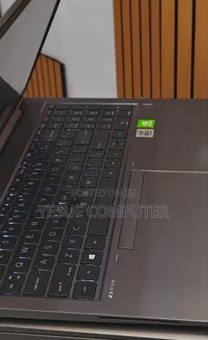 New Laptop HP ZBook 14 16GB Intel Core I7 SSD 512GB