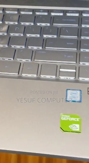 New Laptop HP Pavilion X360 8GB Intel Core I7 SSD 512GB