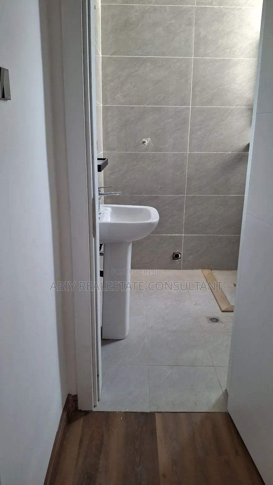 3bdrm Apartment in Asli Realestate, Kirkos for sale