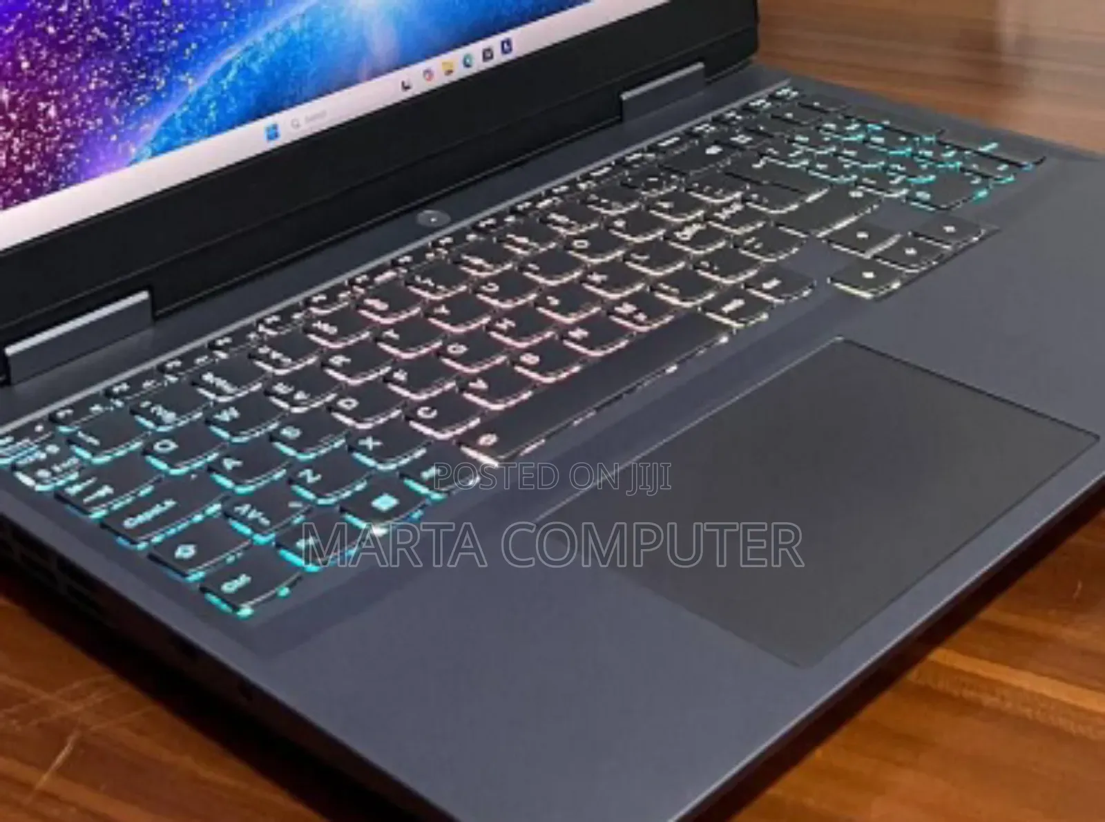 New Laptop Lenovo LOQ 15IRH8 16GB Intel Core I5 SSD 512GB