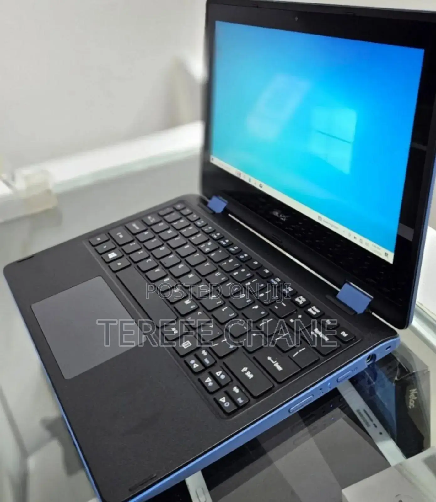 New Laptop Acer Aspire E360 8GB Intel Core I5 SSD 1T