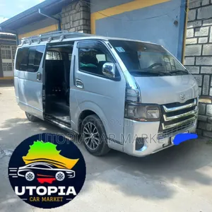 Photo - Toyota HiAce 2007 Silver