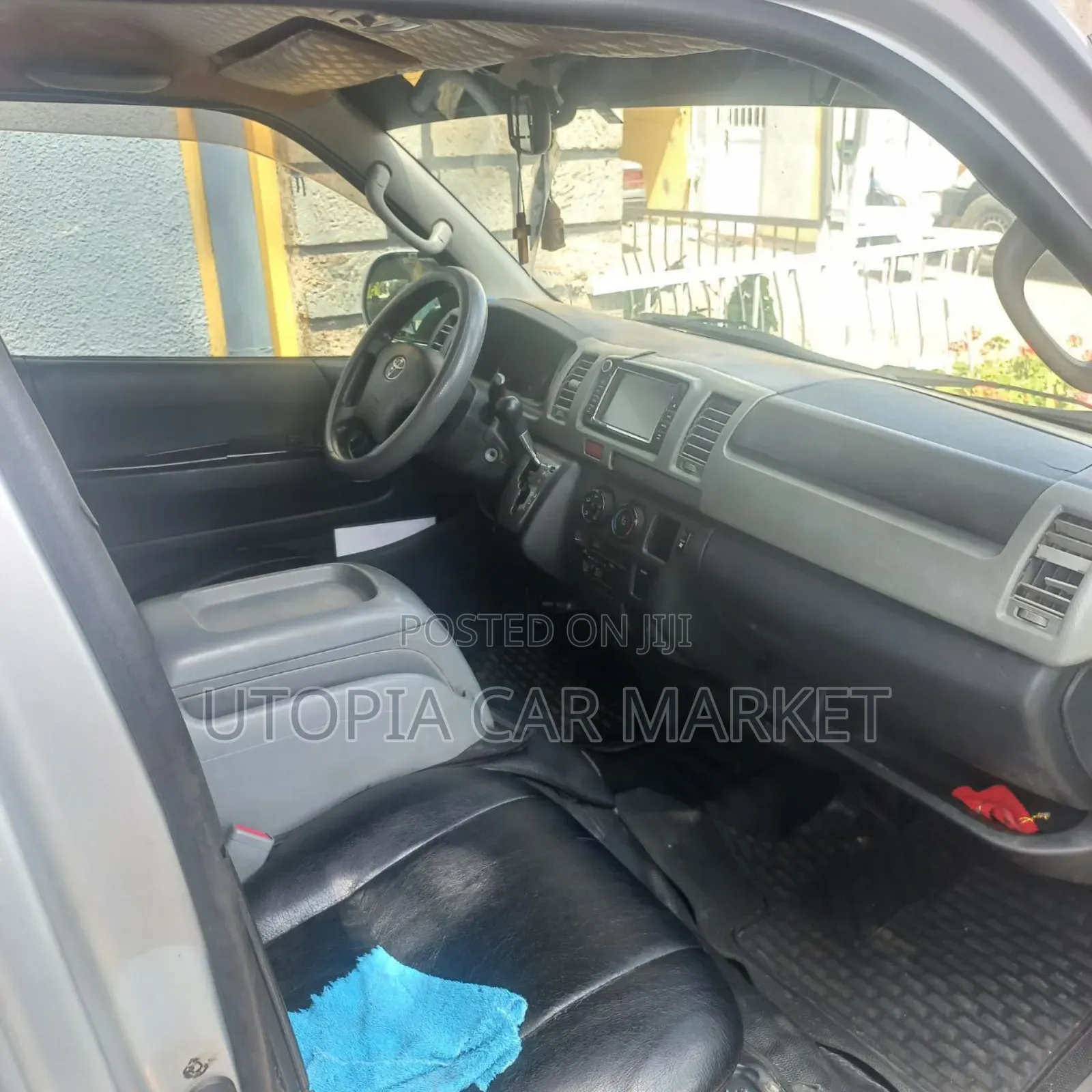 Toyota HiAce 2007 Silver