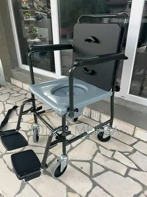 Toilet Chair鷙垂commode Chair☆晧flooring With 4 Waterproof Casters