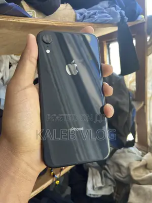 Apple iPhone XR 64 GB Black