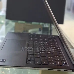 New Laptop Dell Wyse 5470 32GB Intel Core I9 SSD 512GB