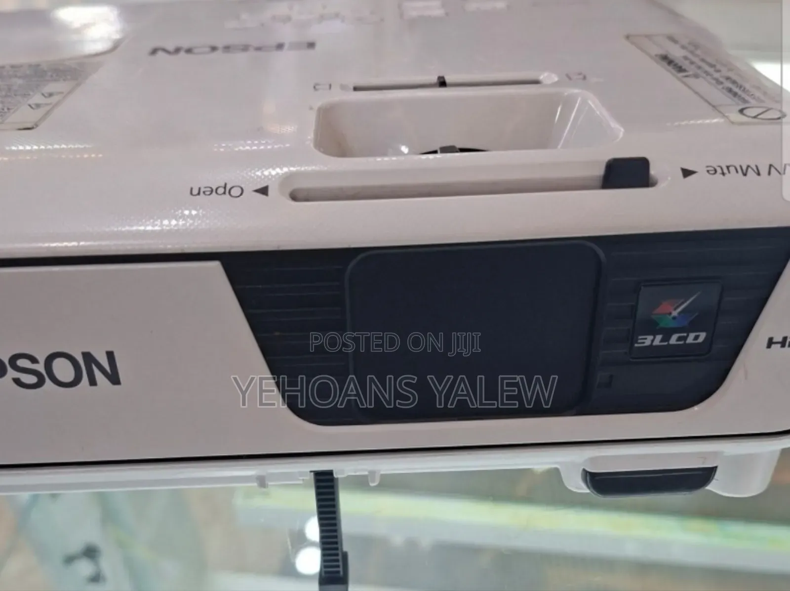 Wepson Projector Model Name: Eb-X31 Hardware Interface: Vga, Usb, Hd