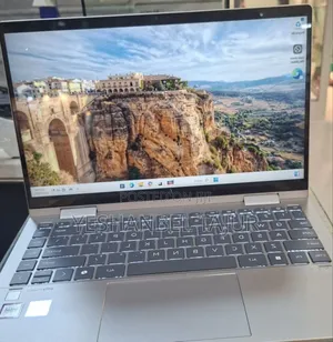 New Laptop HP Envy X360 8GB Intel Core I5 SSD 512GB
