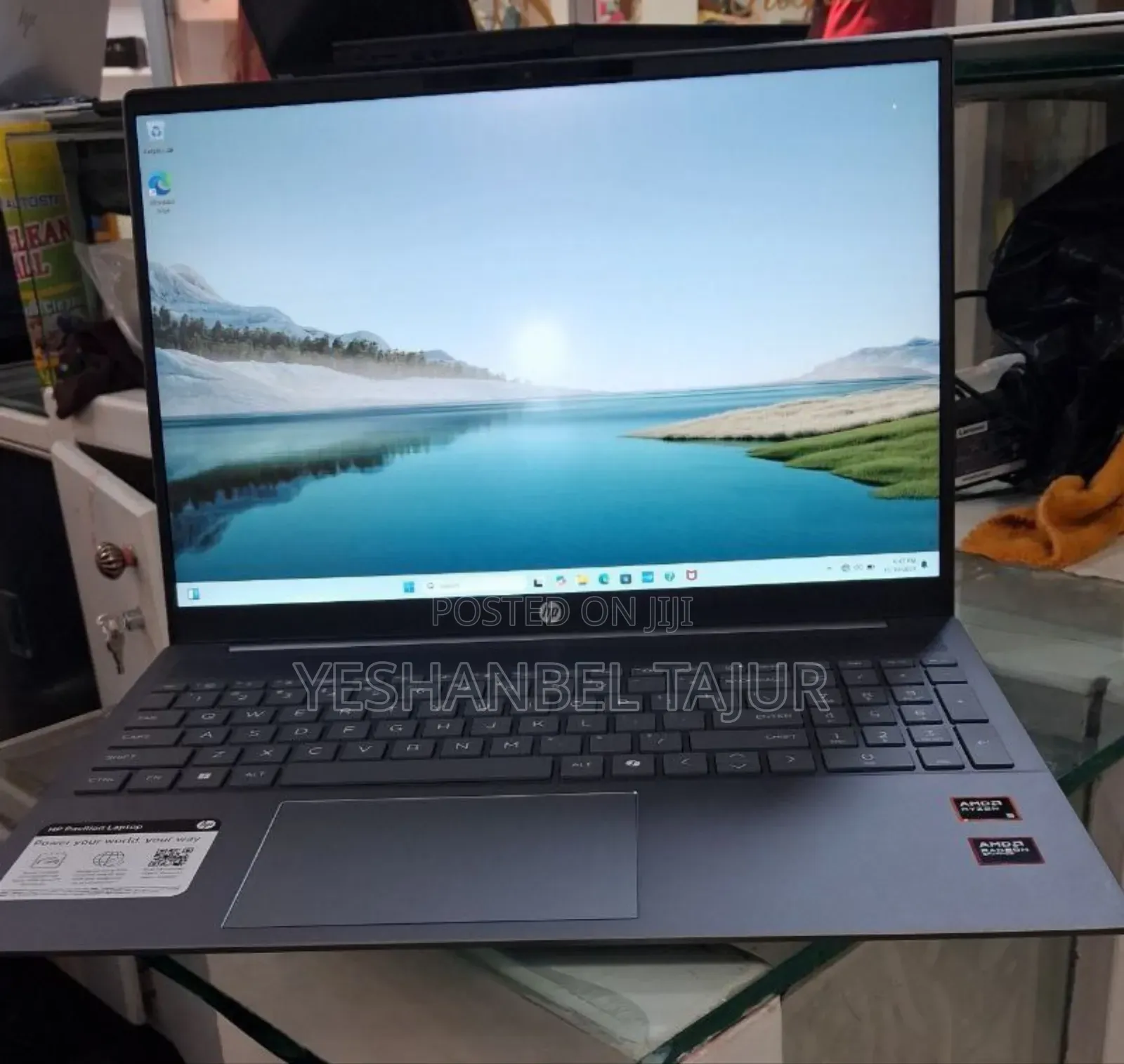 New Laptop HP Pavilion 15 8GB AMD Ryzen 5 SSD 512GB