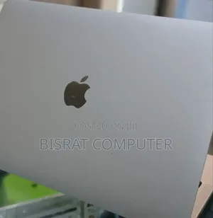 Photo - New Laptop Apple MacBook Pro 2022 M2 8GB Apple M2 SSD 256GB
