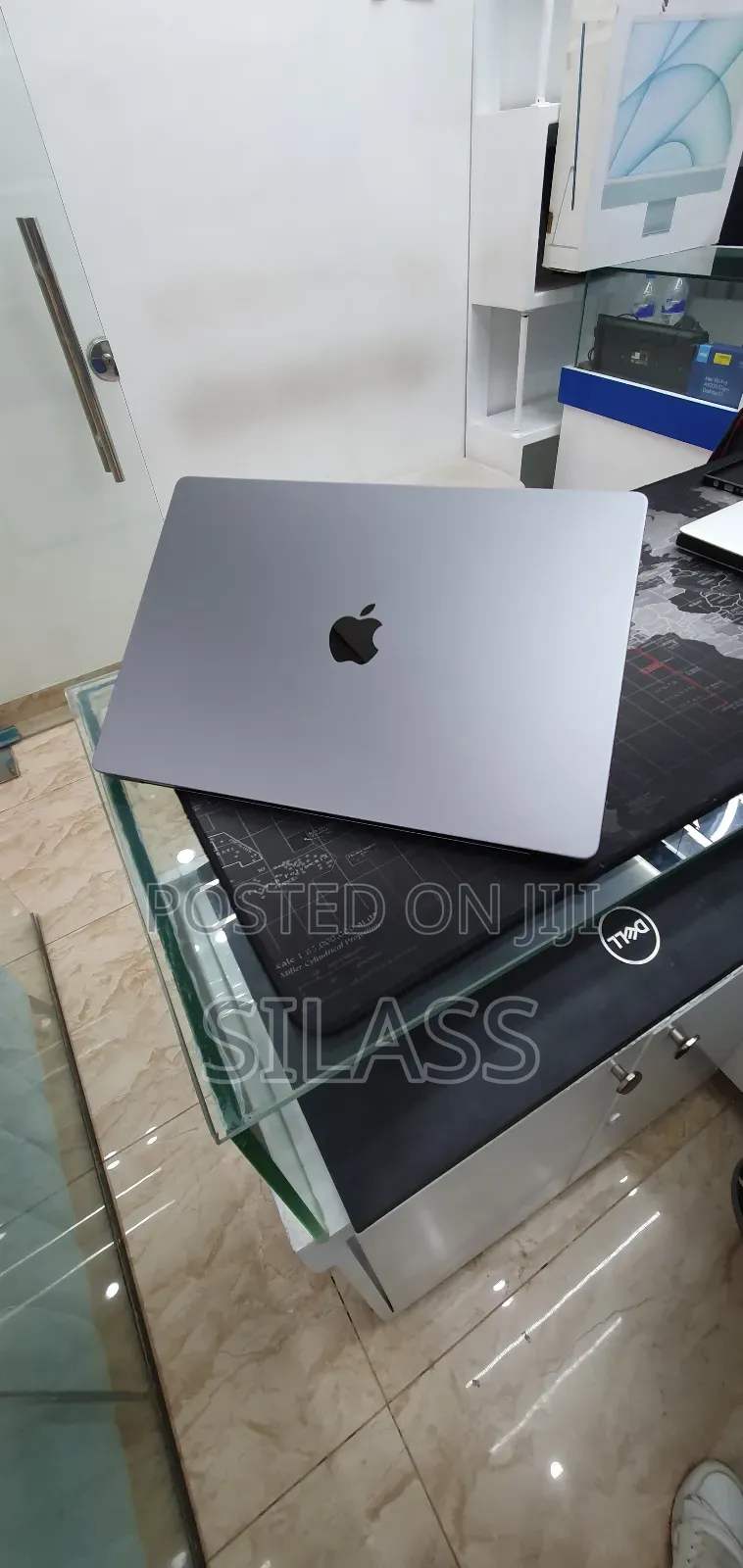 New Laptop Apple MacBook Pro 2021 M1 64GB Apple M1 Max SSD 1T