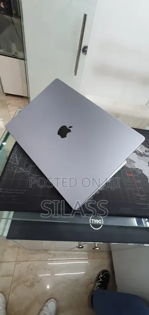 New Laptop Apple MacBook Pro 2021 M1 64GB Apple M1 Max SSD 1T