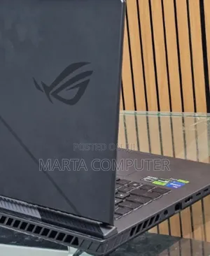 New Laptop Asus ROG Strix G15 16GB Intel Core I7 SSD 1T