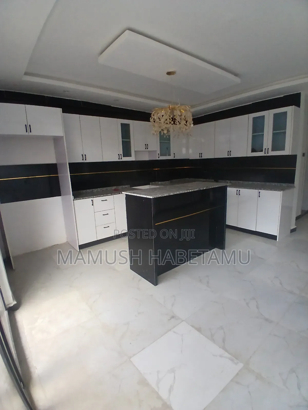 Furnished 6bdrm House in አዲስ አበባ, Nifas Silk-Lafto for sale