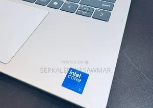 New Laptop HP OmniBook 5 Flip 16GB Intel Core I7 SSD 512GB