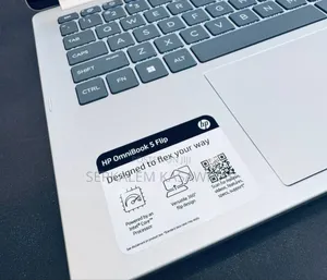 New Laptop HP OmniBook 5 Flip 16GB Intel Core I7 SSD 512GB